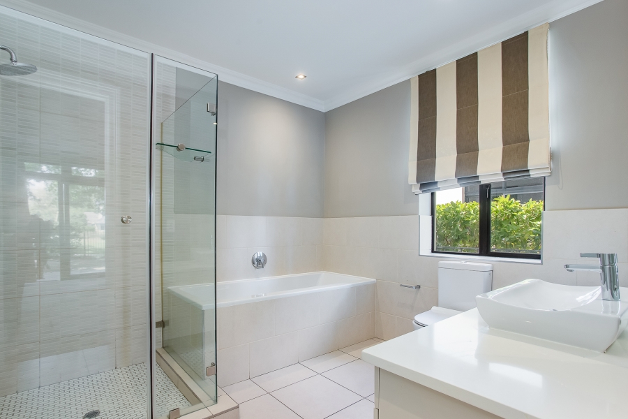 3 Bedroom Property for Sale in Pearl Valley at Val de Vie Western Cape